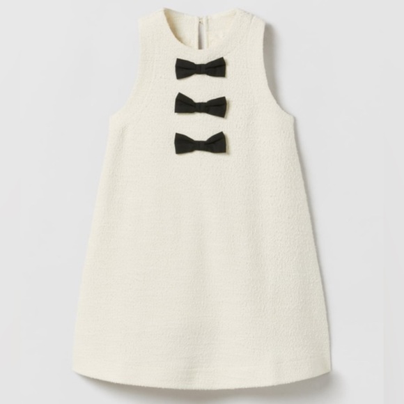 Zara Other - Zara Textured Bow‎ Dress size 9 kids